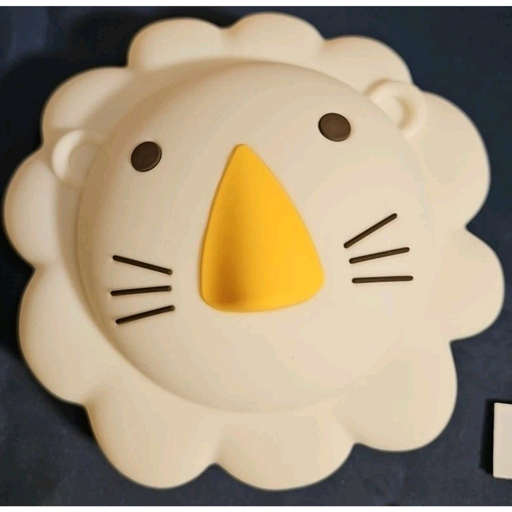 AdorableLittle Lion Silicone Night Light 5.5 inches by 5 inches. 2" thick
