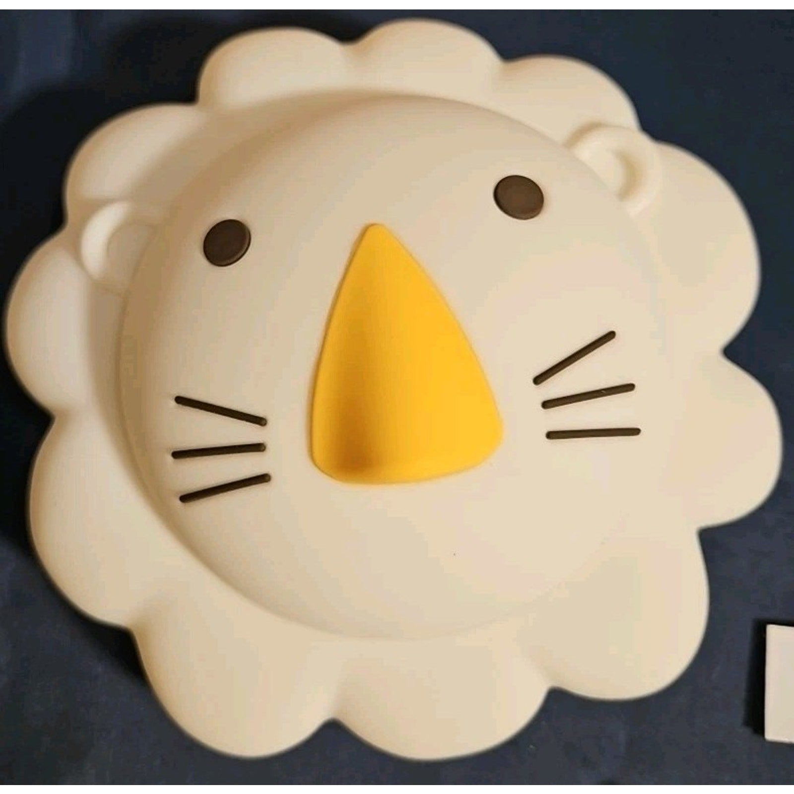 AdorableLittle Lion Silicone Night Light 5.5 inches by 5 inches. 2" thick