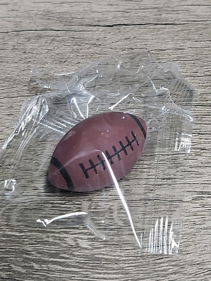 30Pcs 3D Sports Erasers, Football Basketball Soccer Bowling Novelty Erasers New