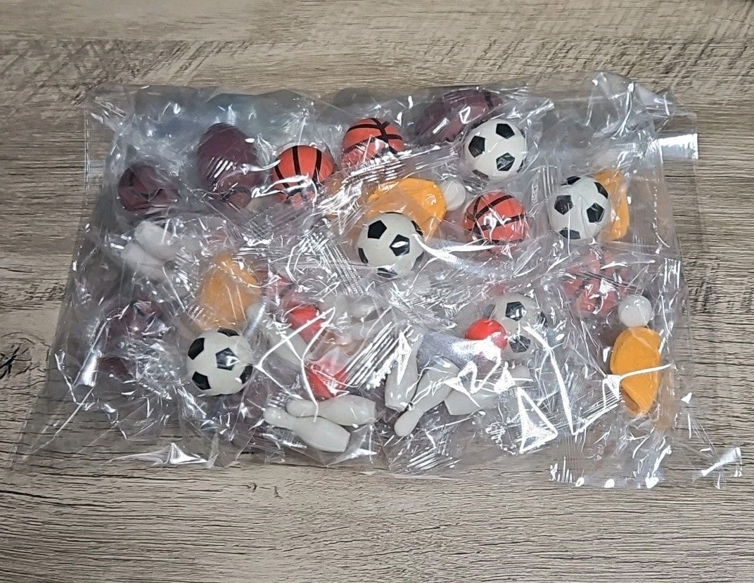30Pcs 3D Sports Erasers, Football Basketball Soccer Bowling Novelty Erasers New