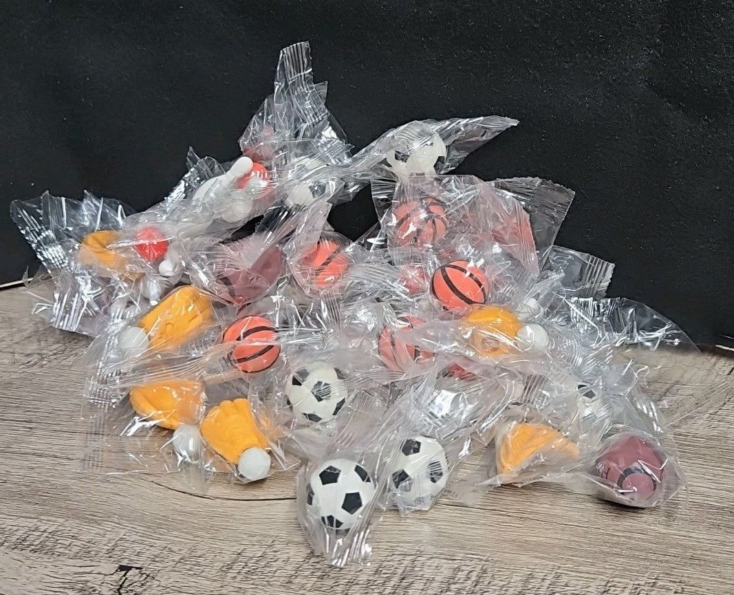 30Pcs 3D Sports Erasers, Football Basketball Soccer Bowling Novelty Erasers New