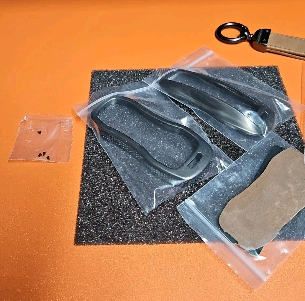Compatible with Porsche Key Fob Cover with Keychain Leather For Panamera 911 Tay