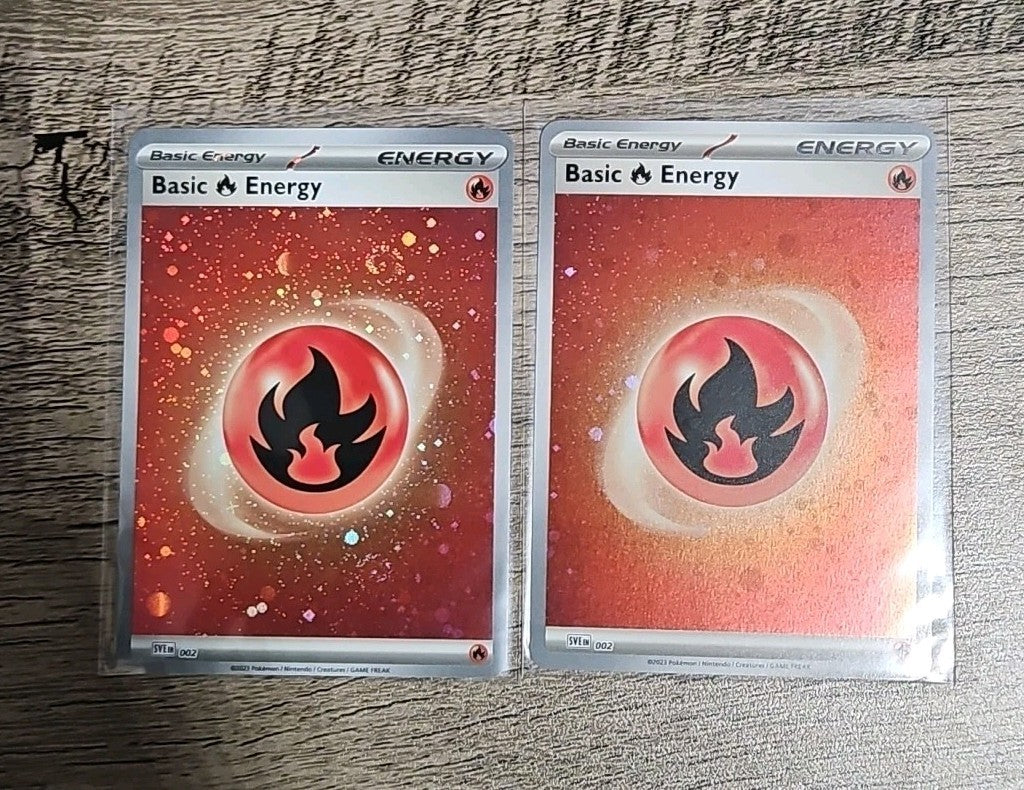 Fire Energy Holo 002 Scarlet & Violet Pokémon TCG 2x Fire Energy Holo 002