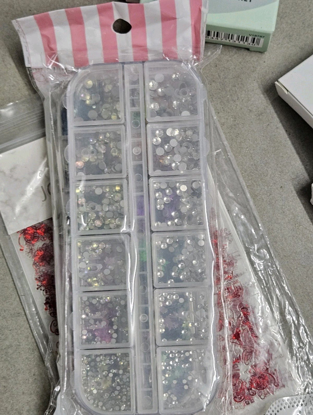 Bulk Lot Of 194 Different Brand Press-On Nails, Large Variety of Sizes And Style - Horizon Endless