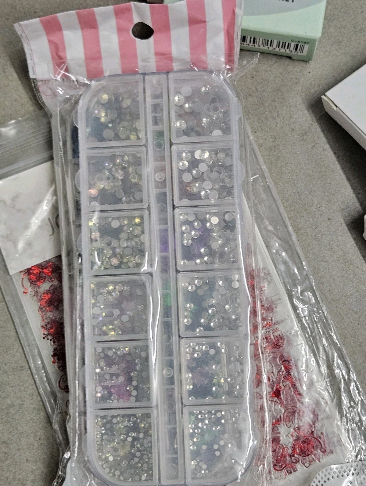 Bulk Lot Of 194 Different Brand Press-On Nails, Large Variety of Sizes And Style - Horizon Endless