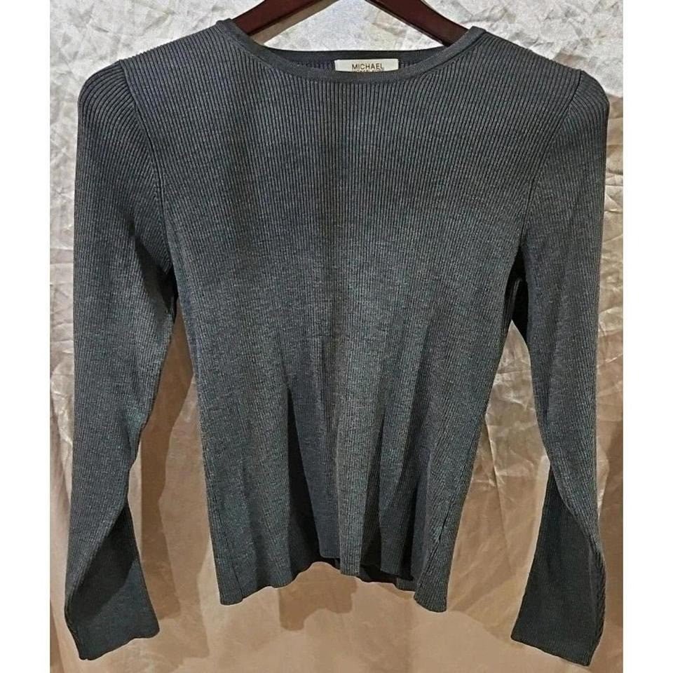 Michael Kors Gray Ribbed Knit Long Sleeve Top with Button Detail - L - Horizon Endless
