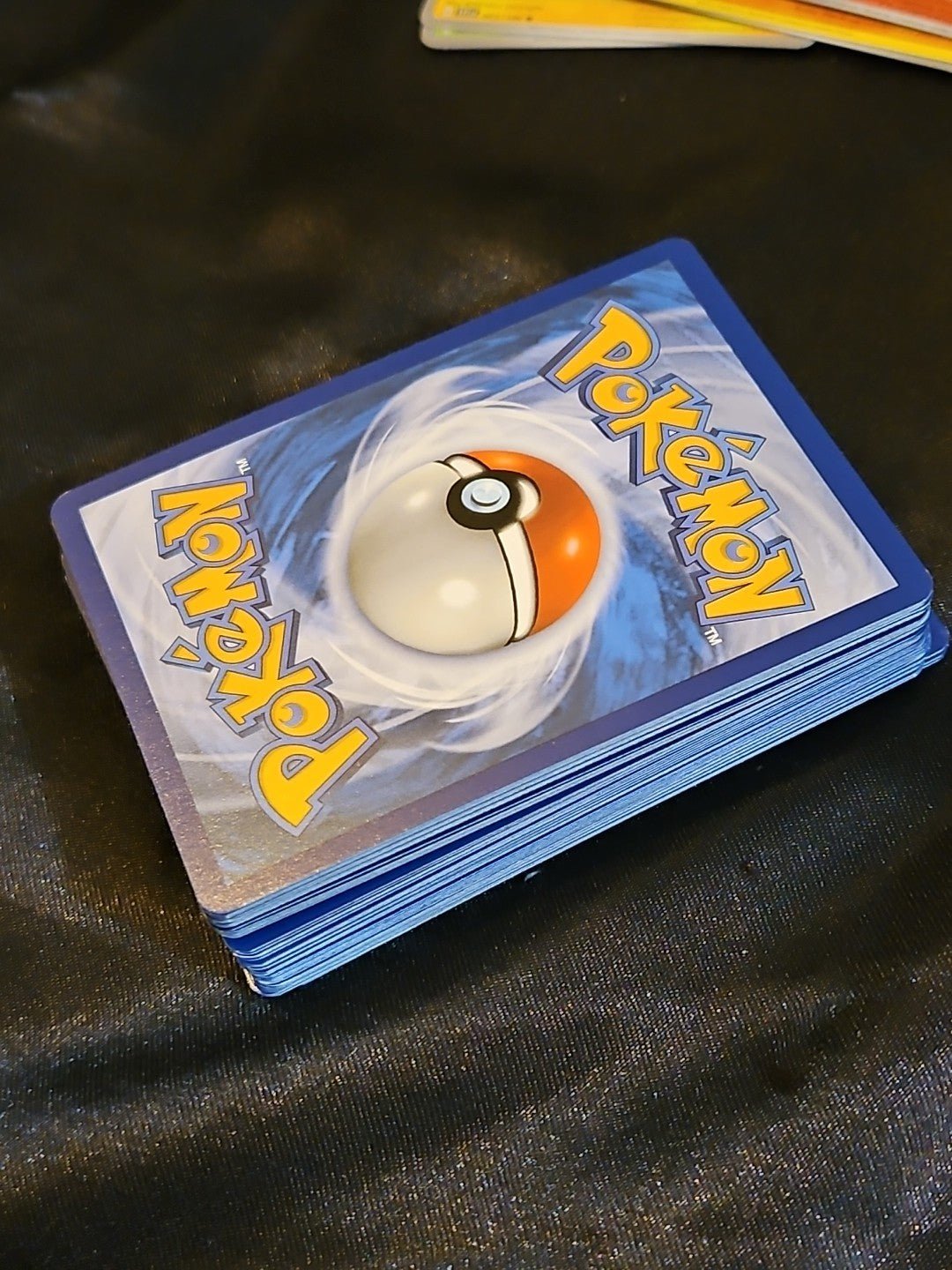 Pokemon Cards Gift Pokeball Tin & 31x Card Bulk Booster Joblot V/EX/VMAX - Horizon Endless
