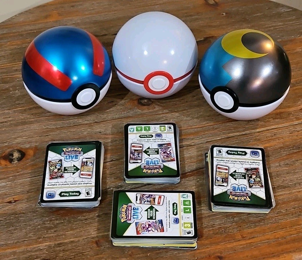 Pokemon Cards Gift Pokeball Tin & 31x Card Bulk Booster Joblot V/EX/VMAX - Horizon Endless