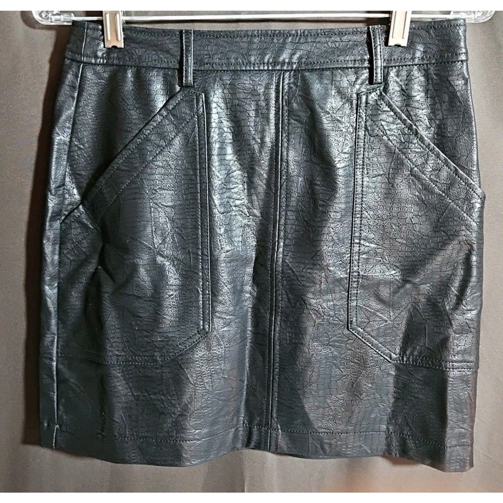 Shinestar Snake Skin Faux Leather Skirt Size Small - Horizon Endless